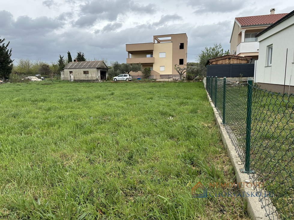 Prodej stavební parcely 830 m²