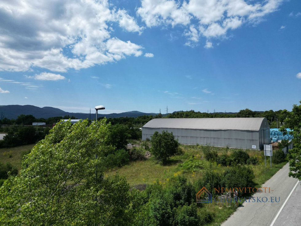 Prodej stavební parcely 9000 m²
