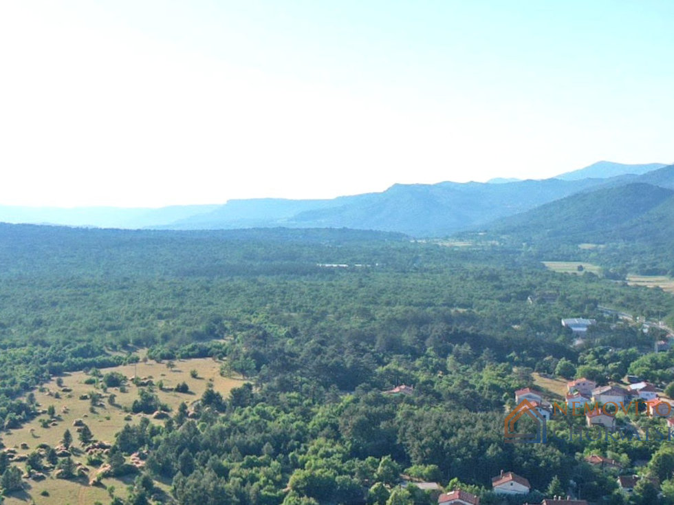 Prodej stavební parcely 26847 m²