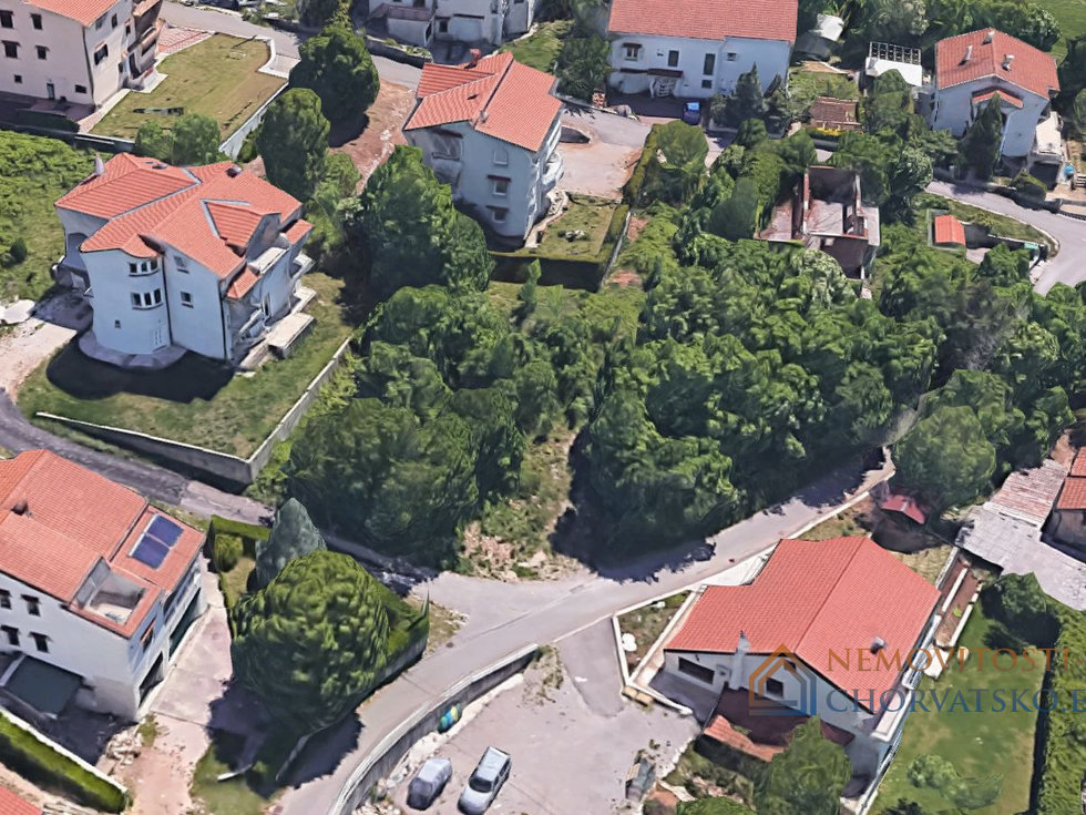 Prodej stavební parcely 845 m²