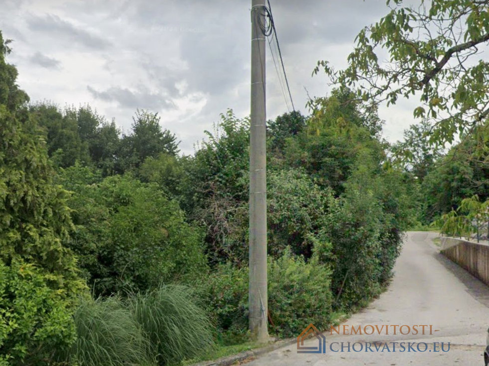 Prodej stavební parcely 753 m²