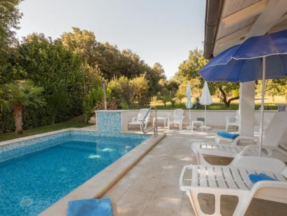 Prodej rodinného domu 530 m²