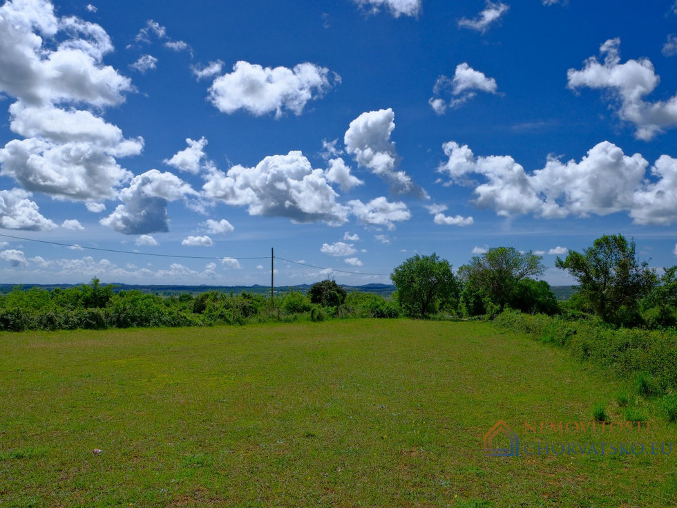 Prodej stavební parcely 1567 m²