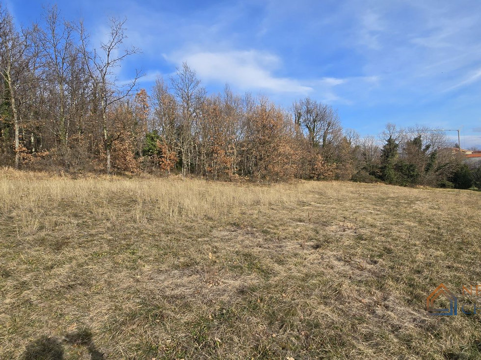 Prodej stavební parcely 7580 m²