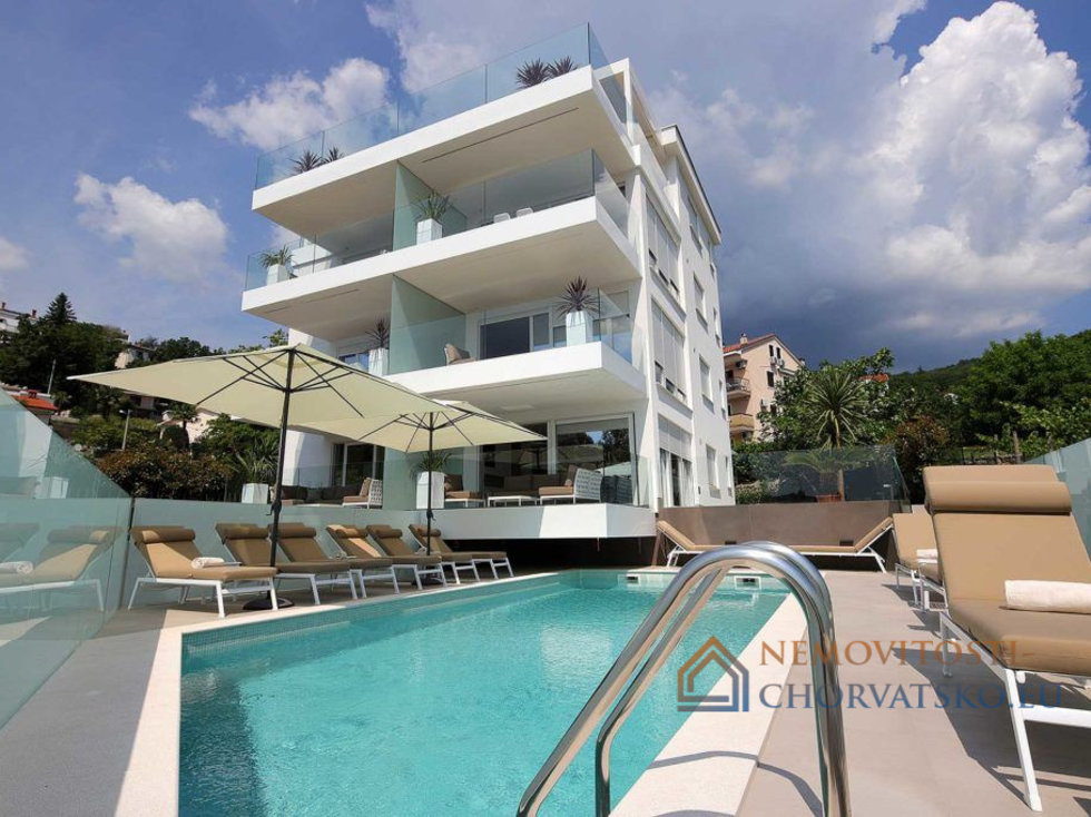 Prodej bytu 2+kk 127 m²
