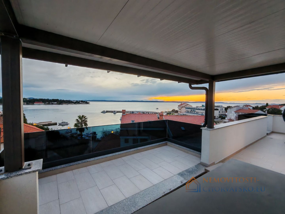 Prodej bytu 1+kk, garsoniery 195 m²
