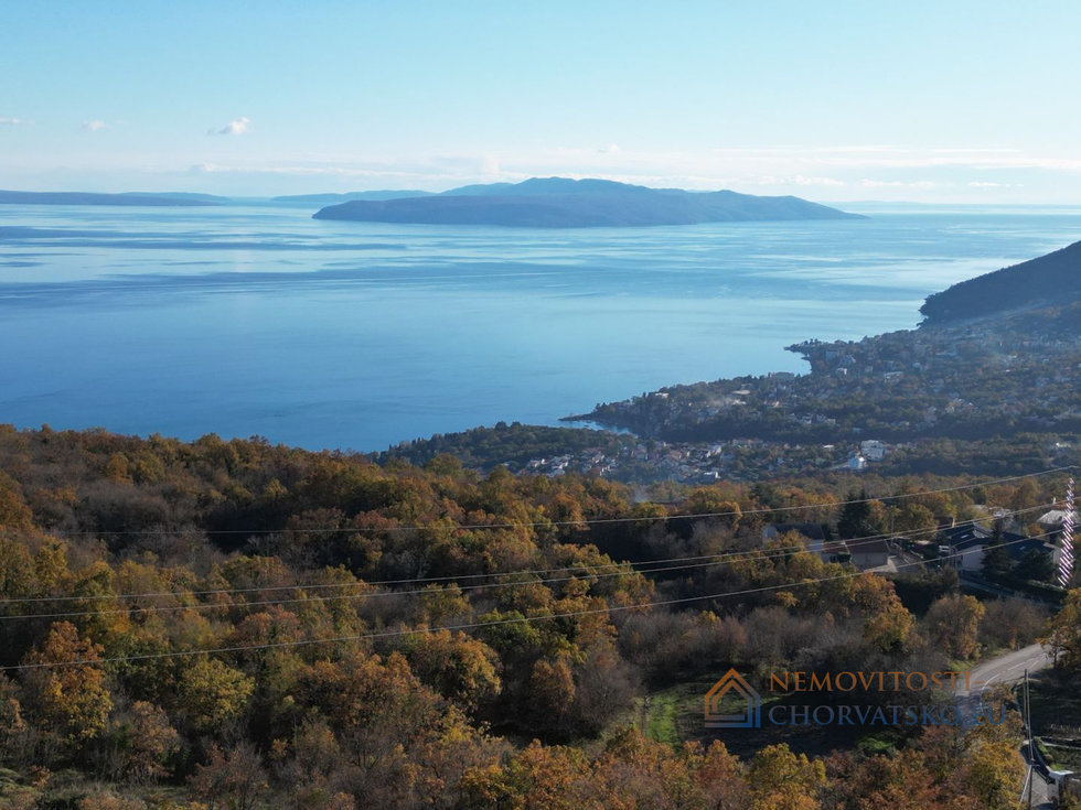 Prodej stavební parcely 18150 m²