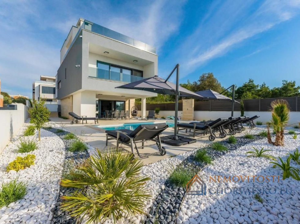 Prodej rodinného domu 194 m²