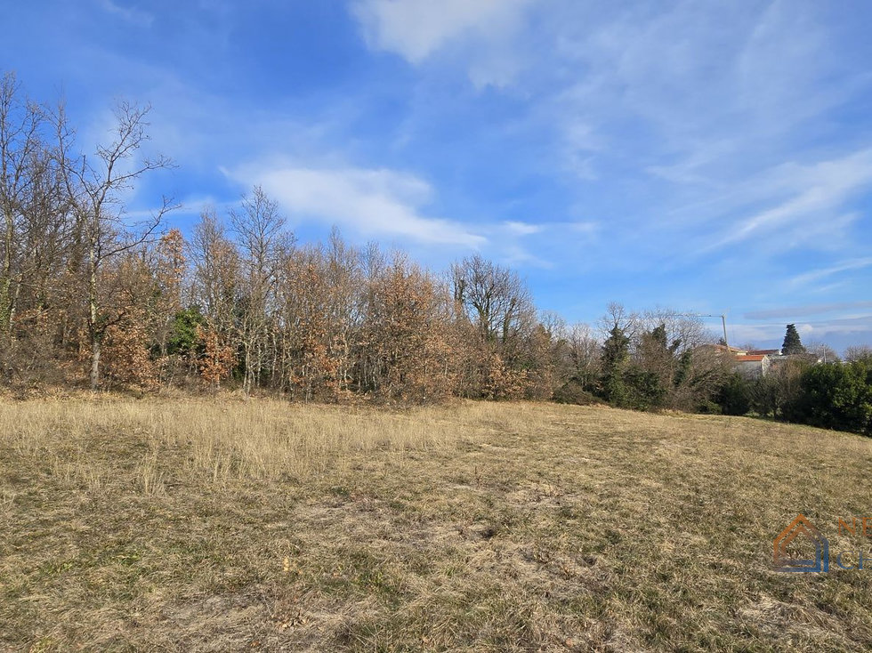 Prodej stavební parcely 800 m²