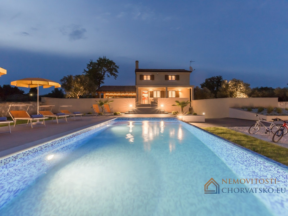 Prodej rodinného domu 180 m²