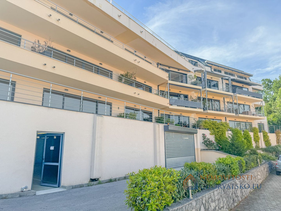 Prodej bytu 1+1 71 m²