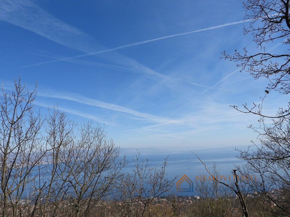 Prodej stavební parcely 14342 m²
