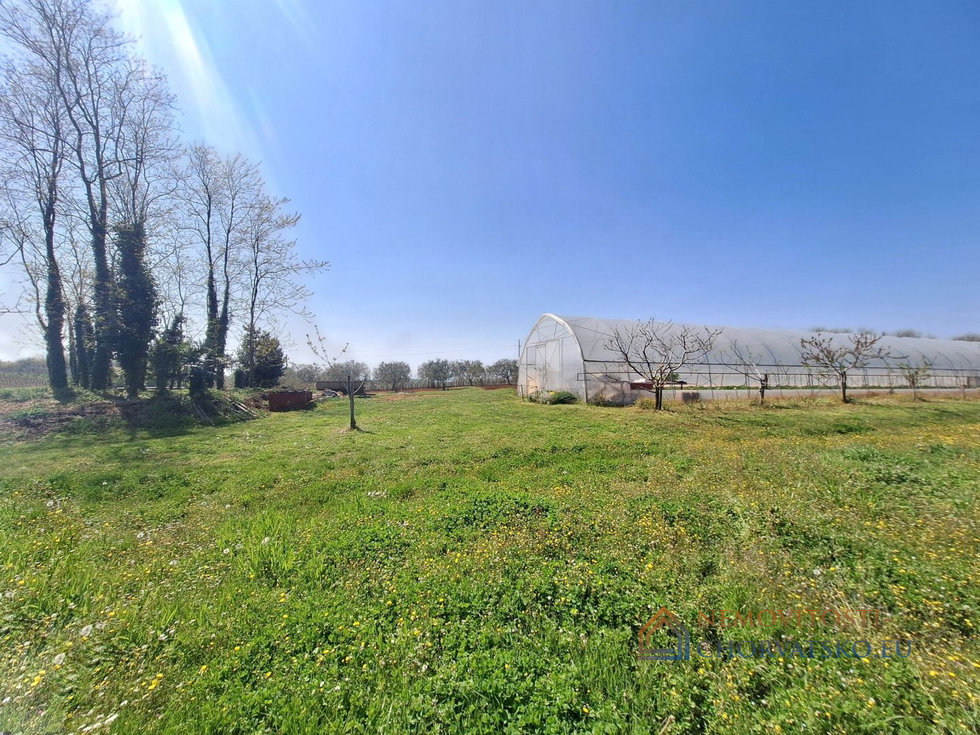 Prodej stavební parcely 918 m²