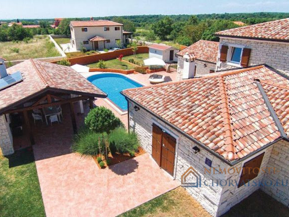 Prodej rodinného domu 230 m²