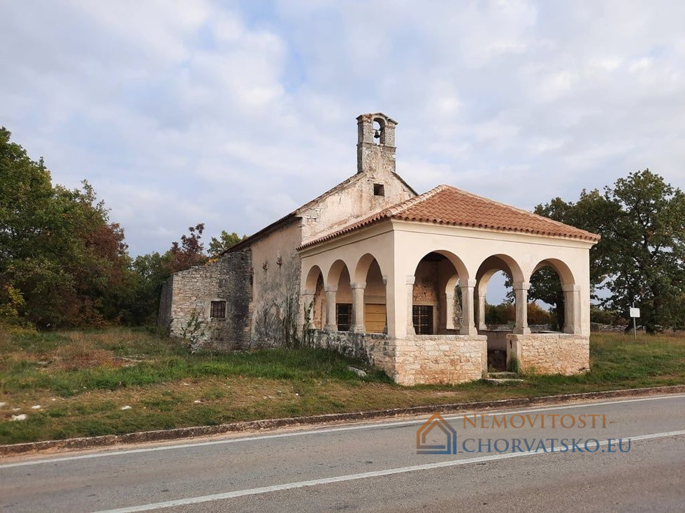 Prodej stavební parcely 2961 m²