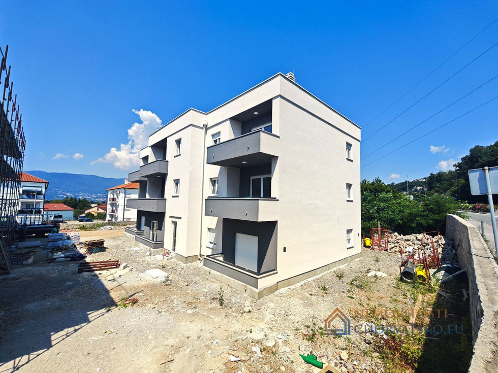 Prodej bytu 1+kk, garsoniery 80 m²