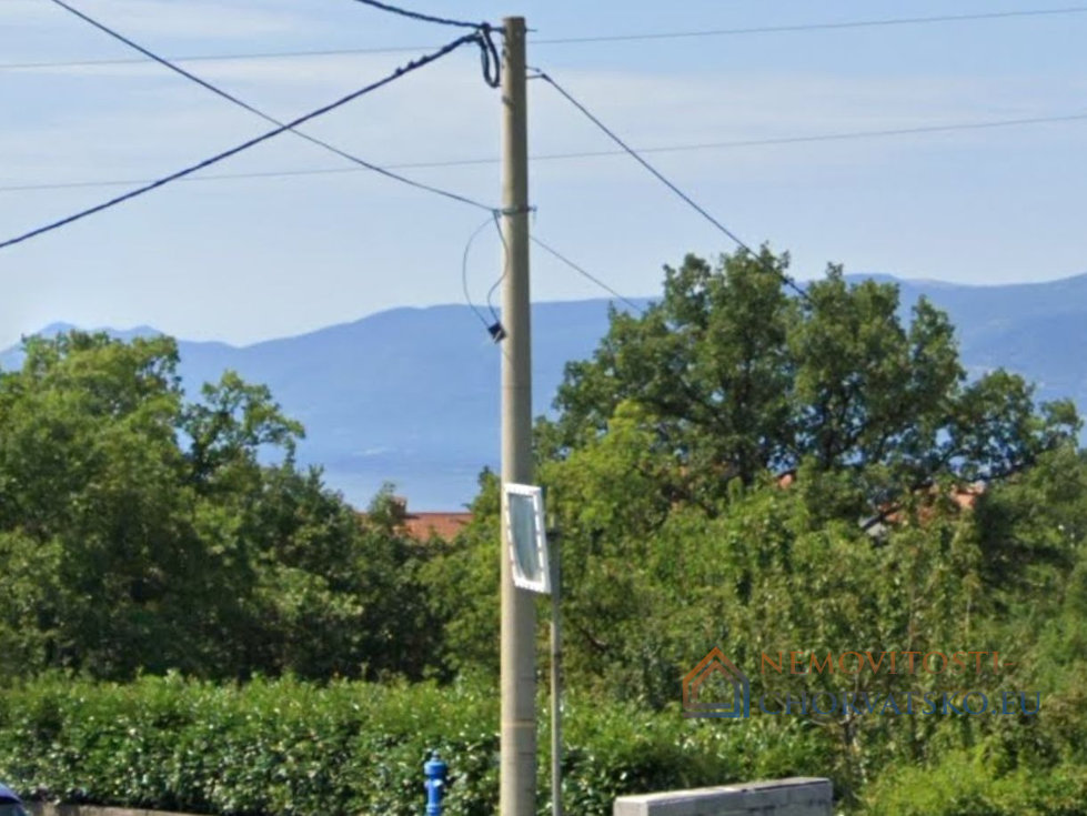 Prodej stavební parcely 1900 m²