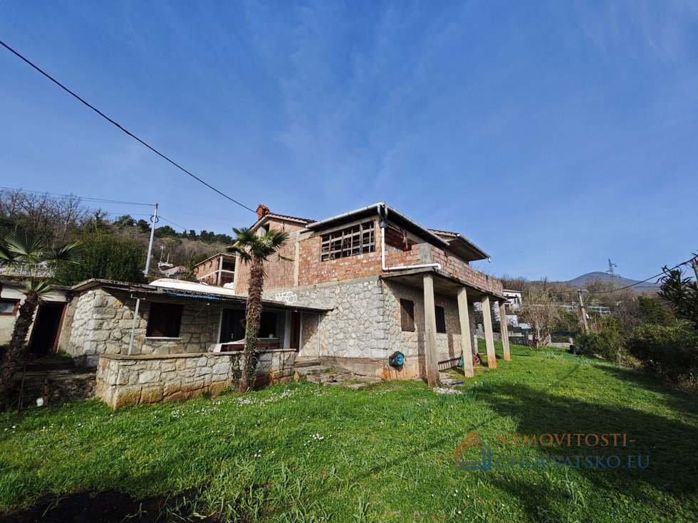 Prodej rodinného domu 278 m²