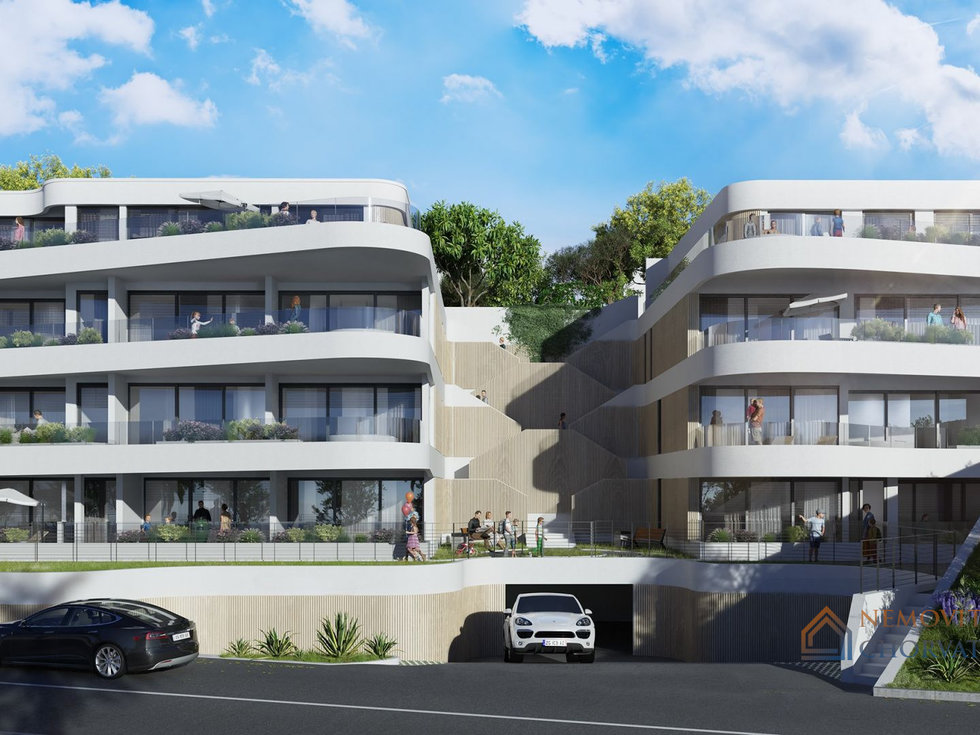 Prodej bytu 1+kk, garsoniery 100 m²