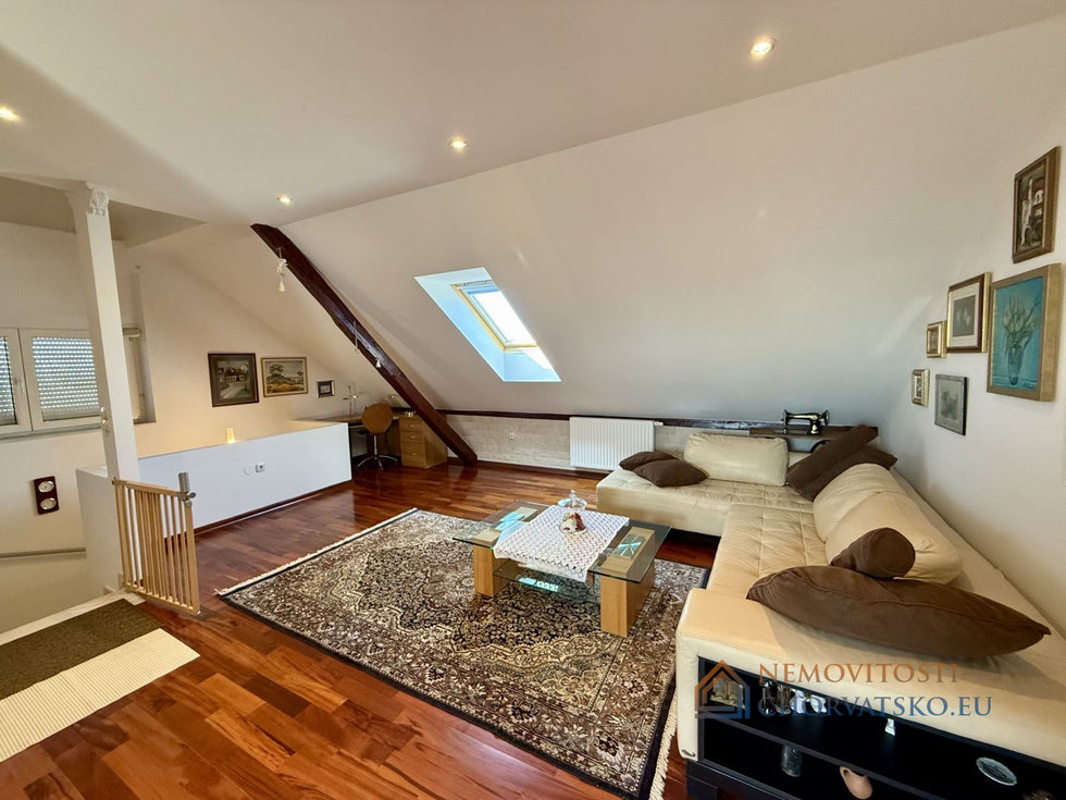 Pronájem bytu 2+kk 120 m²
