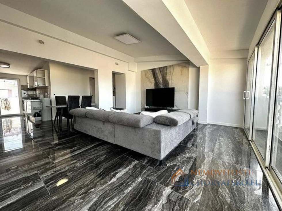 Prodej bytu 2+kk 74 m²