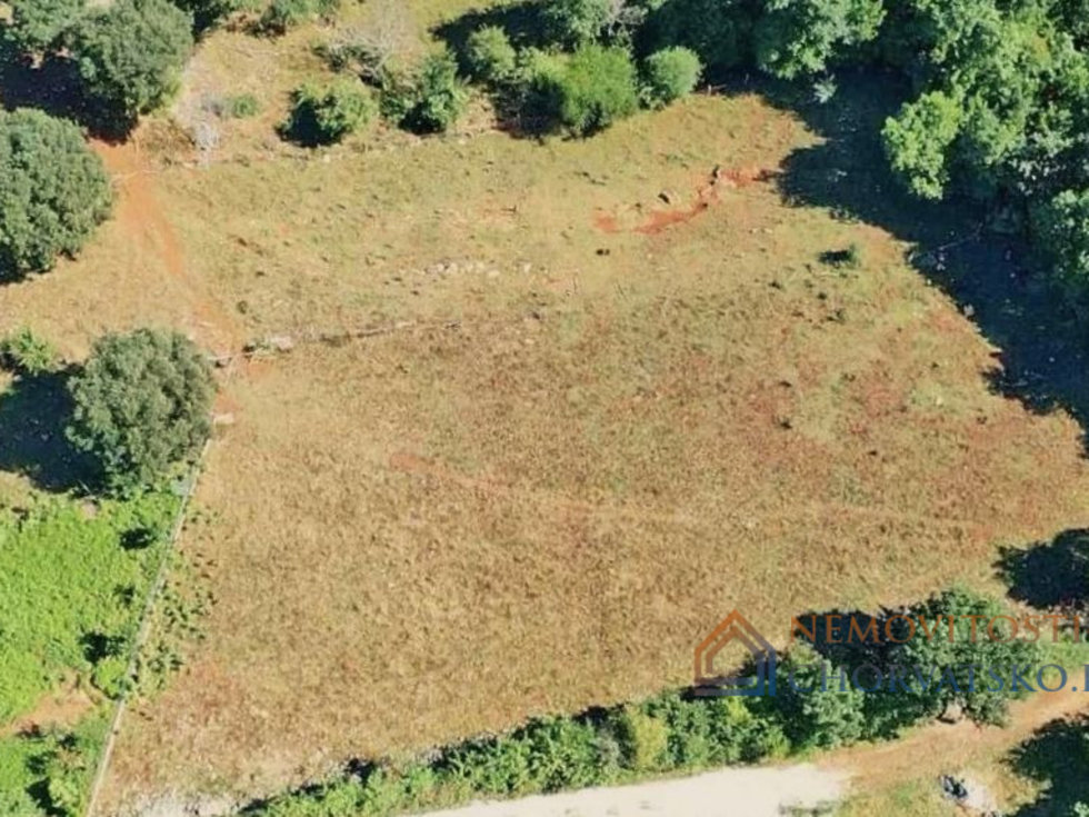 Prodej stavební parcely 1000 m²