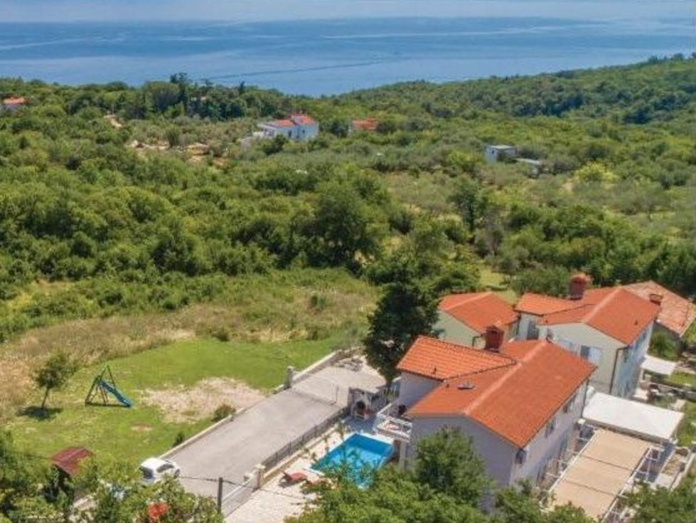 Prodej rodinného domu 181 m²