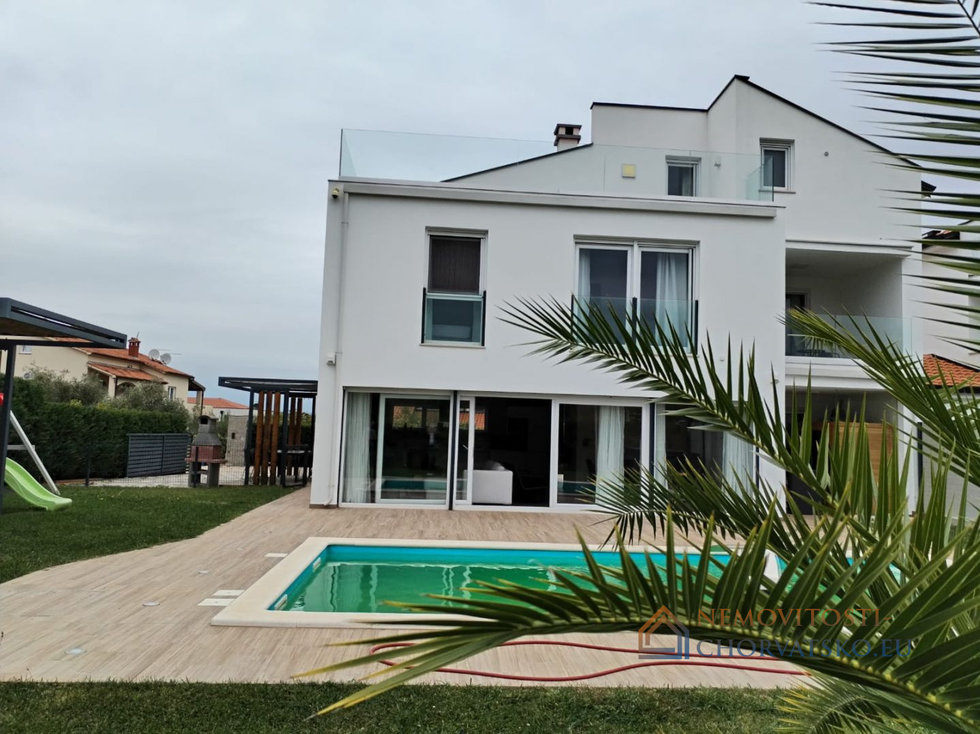 Prodej rodinného domu 265 m²