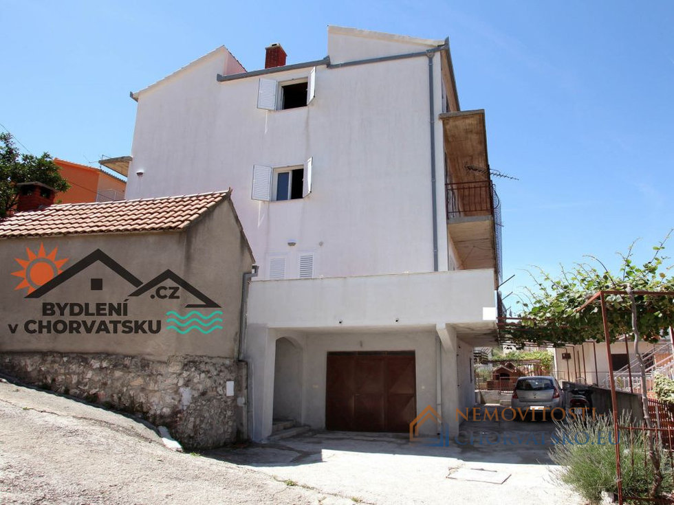 Prodej rodinného domu 480 m²