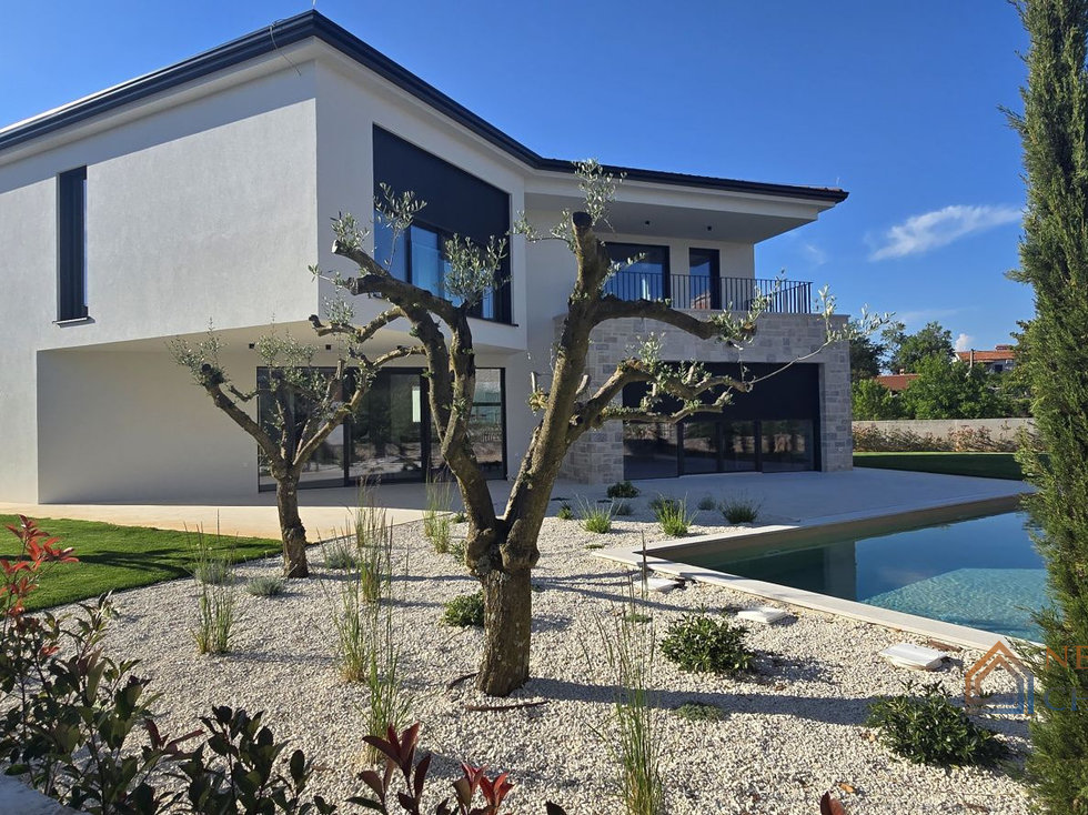 Prodej rodinného domu 169 m²