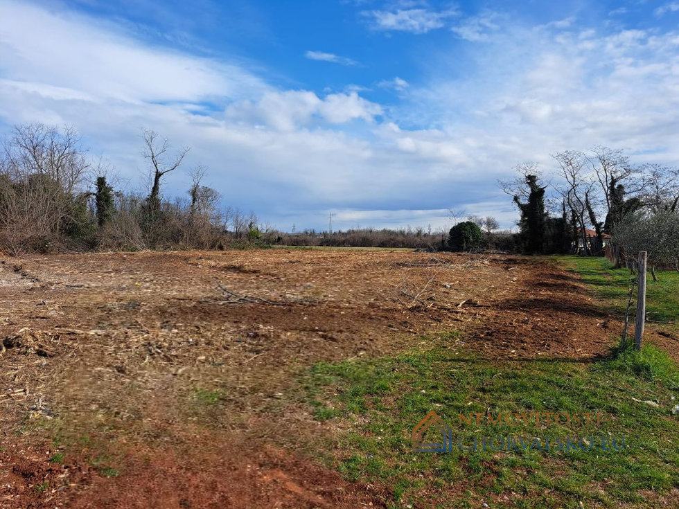 Prodej stavební parcely 1344 m²