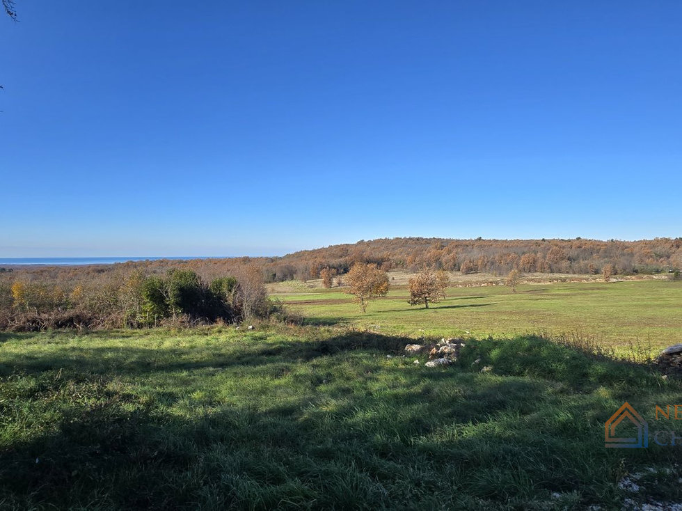 Prodej stavební parcely 1040 m²