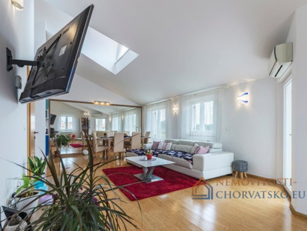 Prodej bytu 5+1 a více 90 m²