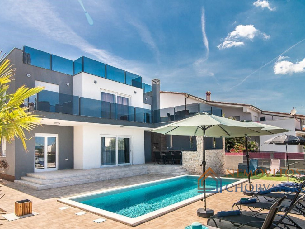 Prodej rodinného domu 190 m²