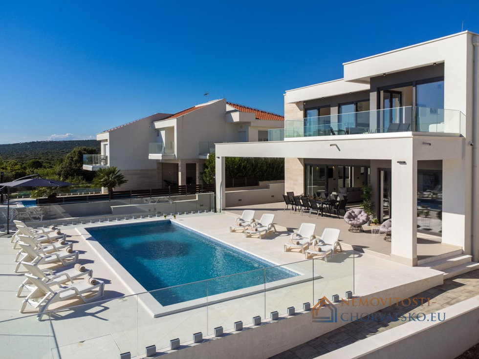 Prodej rodinného domu 310 m²