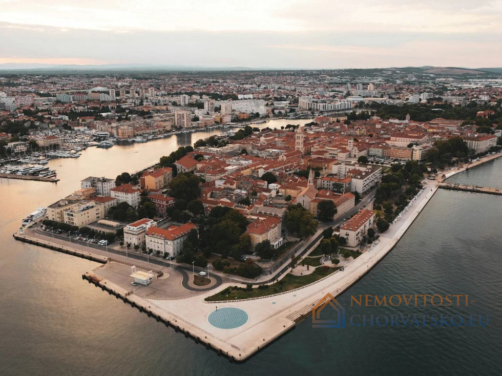 Prodej stavební parcely 1164 m²