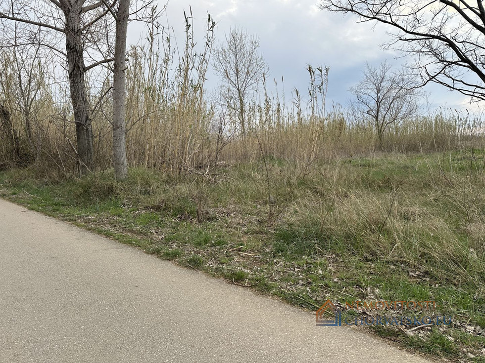 Prodej stavební parcely 573 m²