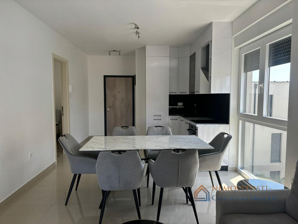 Prodej bytu 2+kk 62 m²