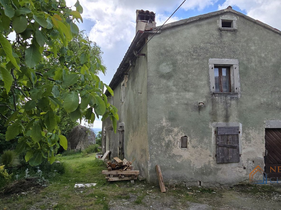 Prodej rodinného domu 188 m²