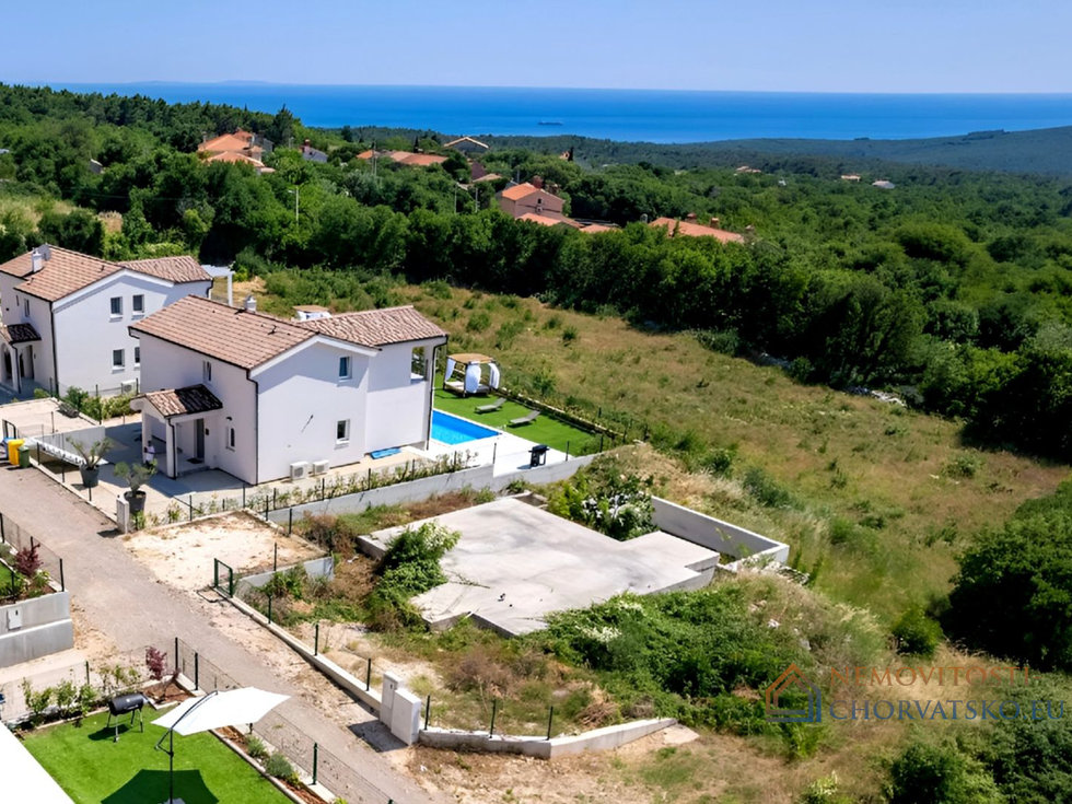 Prodej stavební parcely 607 m²