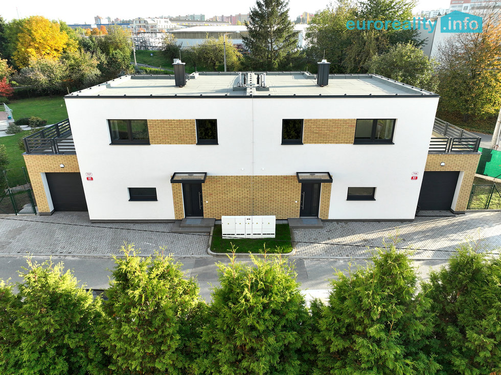 Prodej rodinného domu 260 m², Plzeň