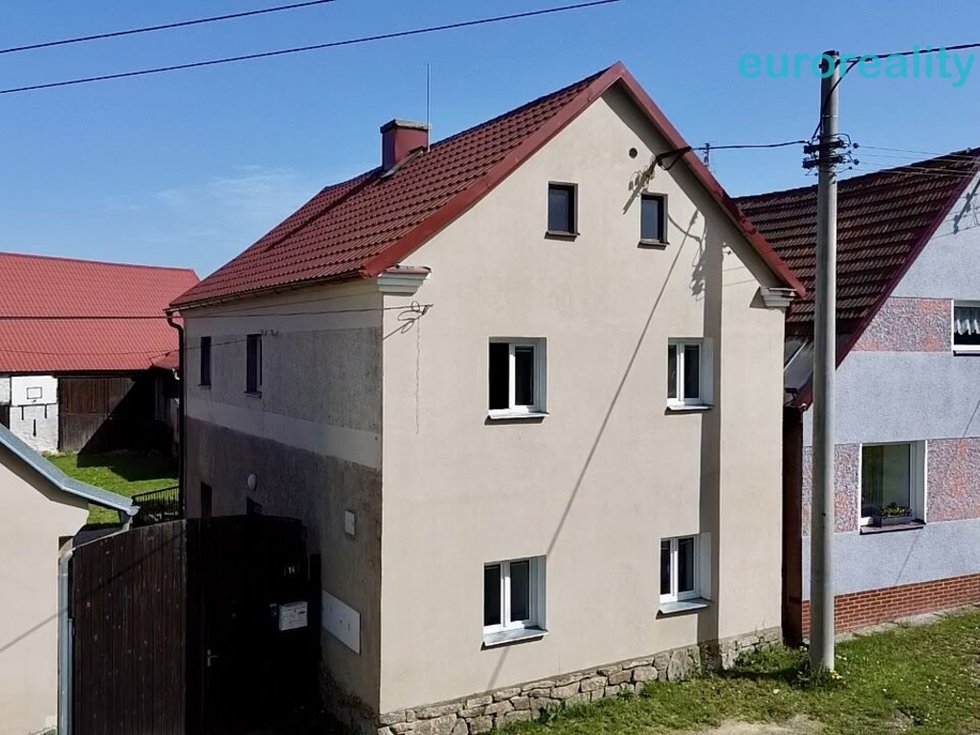 Pronájem bytu 4+1 101 m², Planá