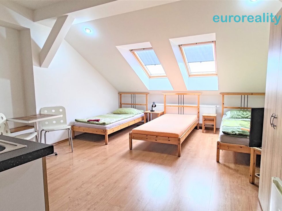 Pronájem bytu 1+kk, garsoniery 21 m², Plzeň