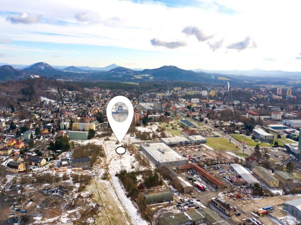 Prodej komerčního pozemku 24657 m², Nový Bor