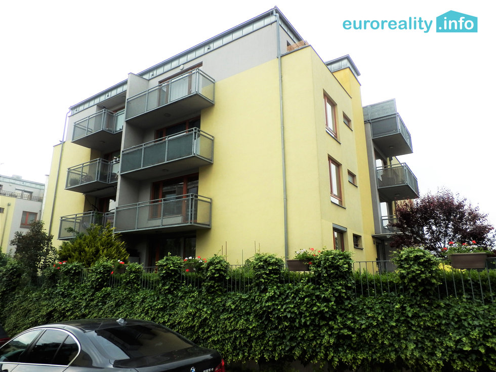 Pronájem bytu 3+1 130 m², Praha