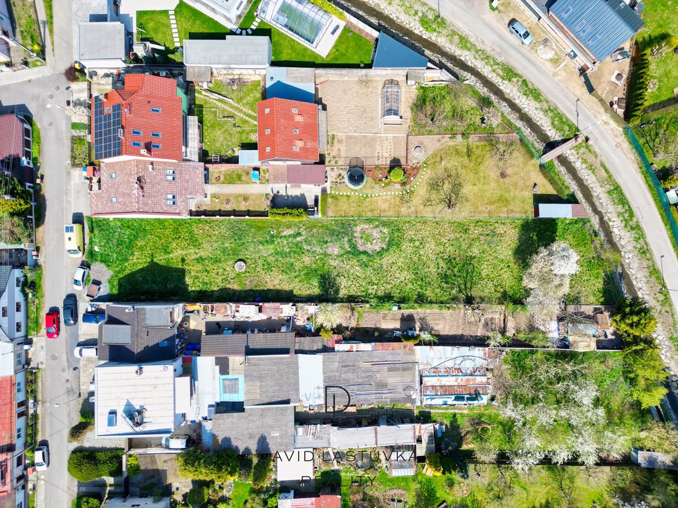 Prodej stavební parcely 1172 m², Olomouc