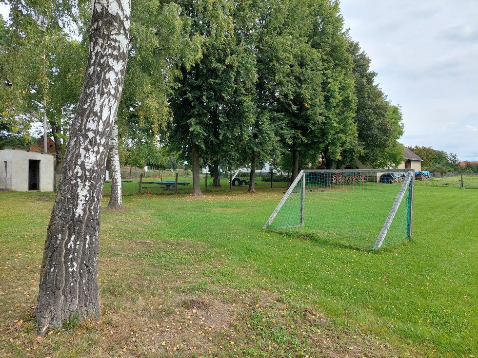 Prodej stavební parcely 700 m², Králova Lhota