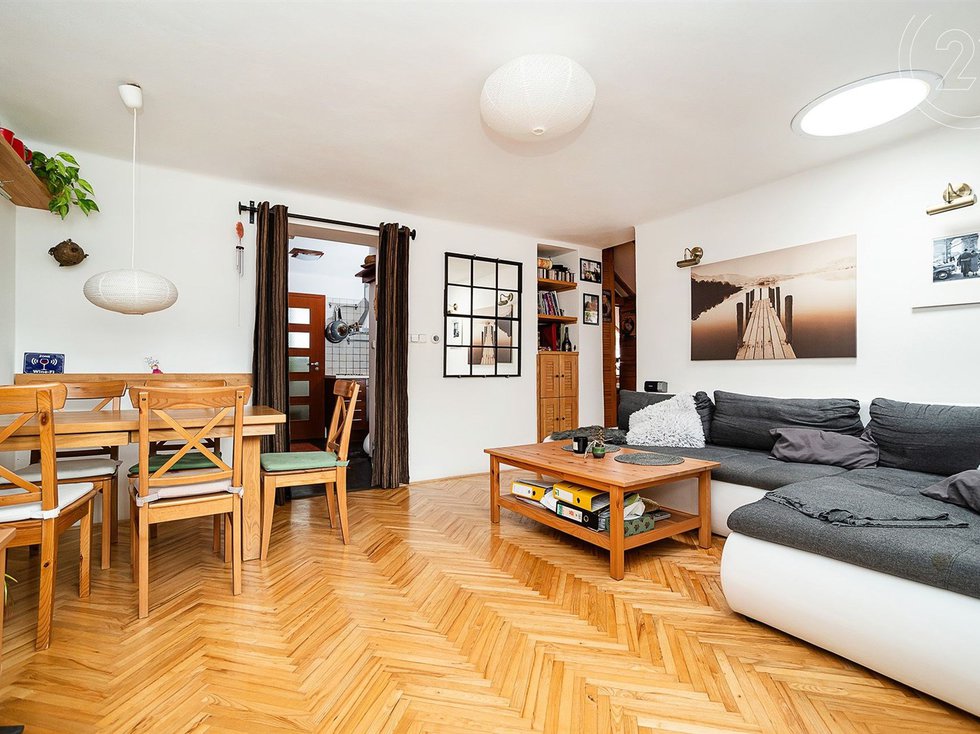 Pronájem bytu 3+1 56 m², Praha