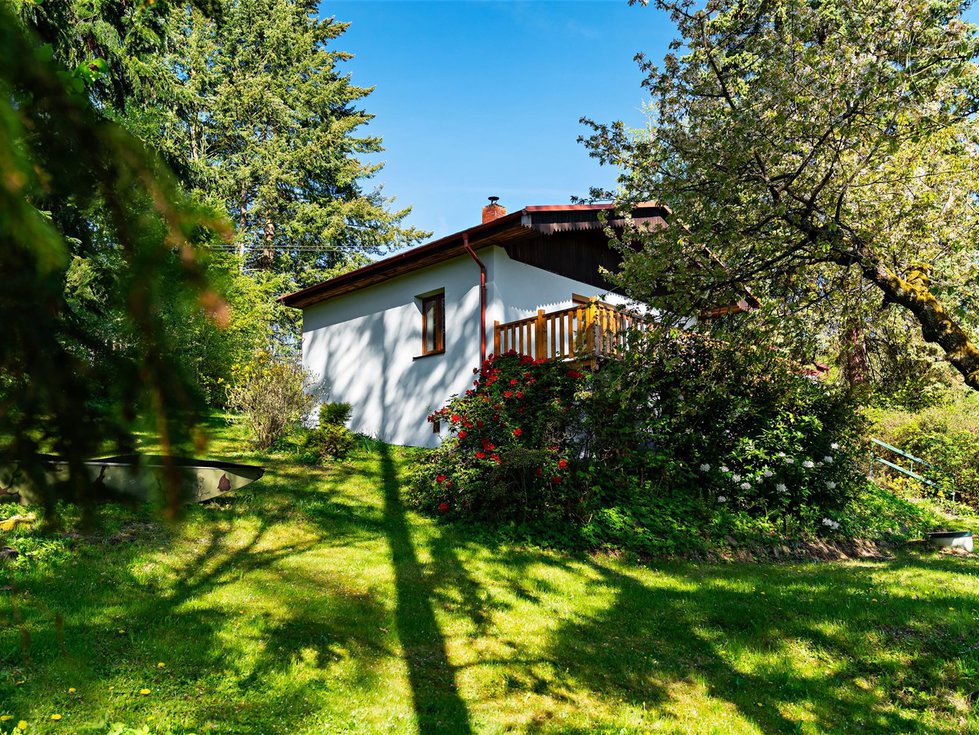 Prodej chaty 38 m², Pňovany