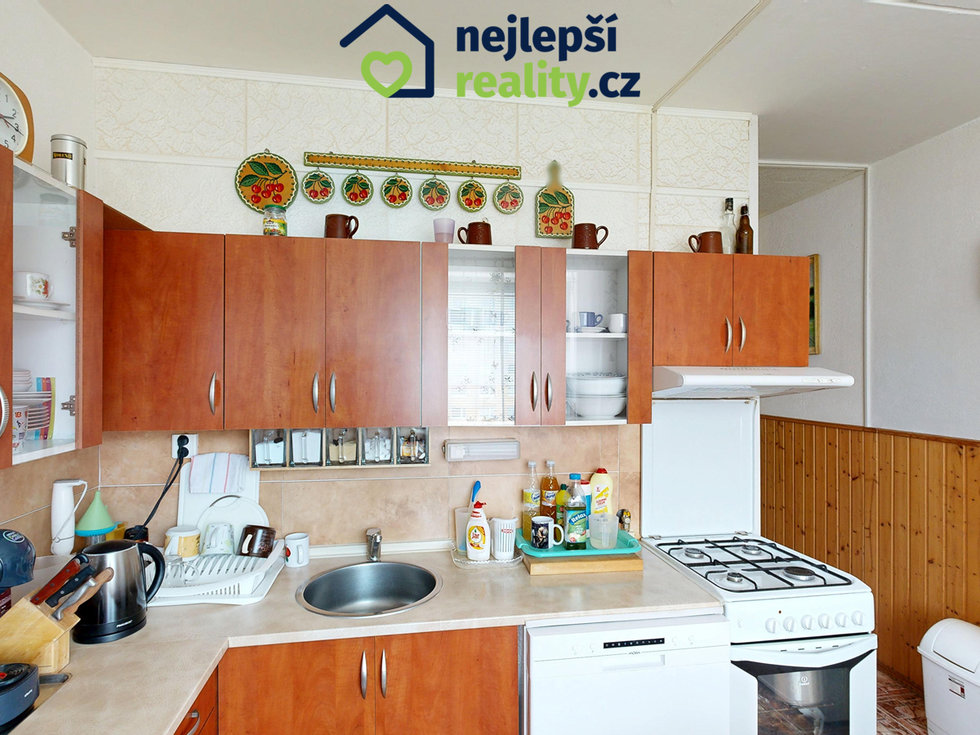 Prodej bytu 3+1 69 m², Jirkov